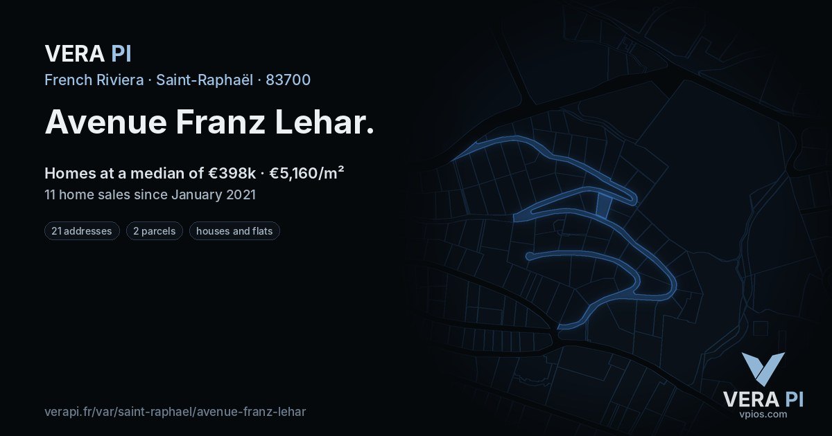 Avenue Franz Lehar, Saint-Raphaël at night – every parcel coloured by the prices around it, the street's own parcels lit