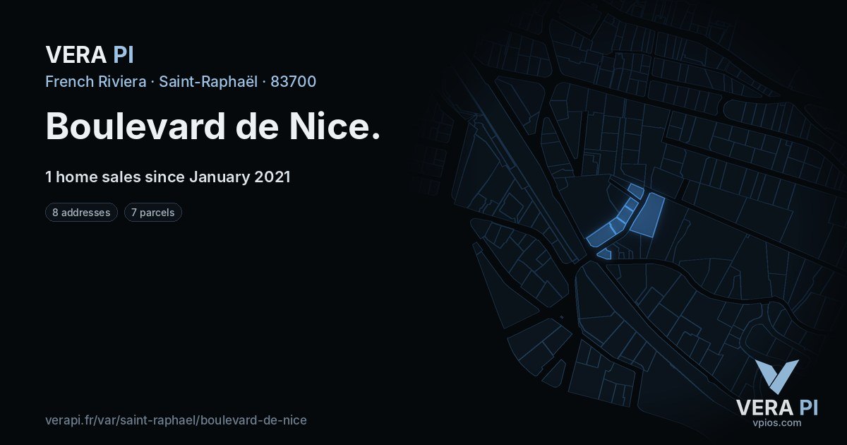 Boulevard de Nice, Saint-Raphaël at night – every parcel coloured by the prices around it, the street's own parcels lit