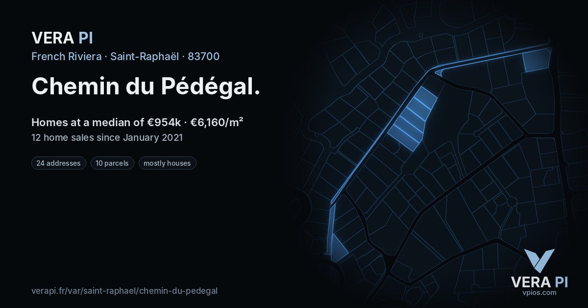 Chemin du Pédégal, Saint-Raphaël at night – every parcel coloured by the prices around it, the street's own parcels lit