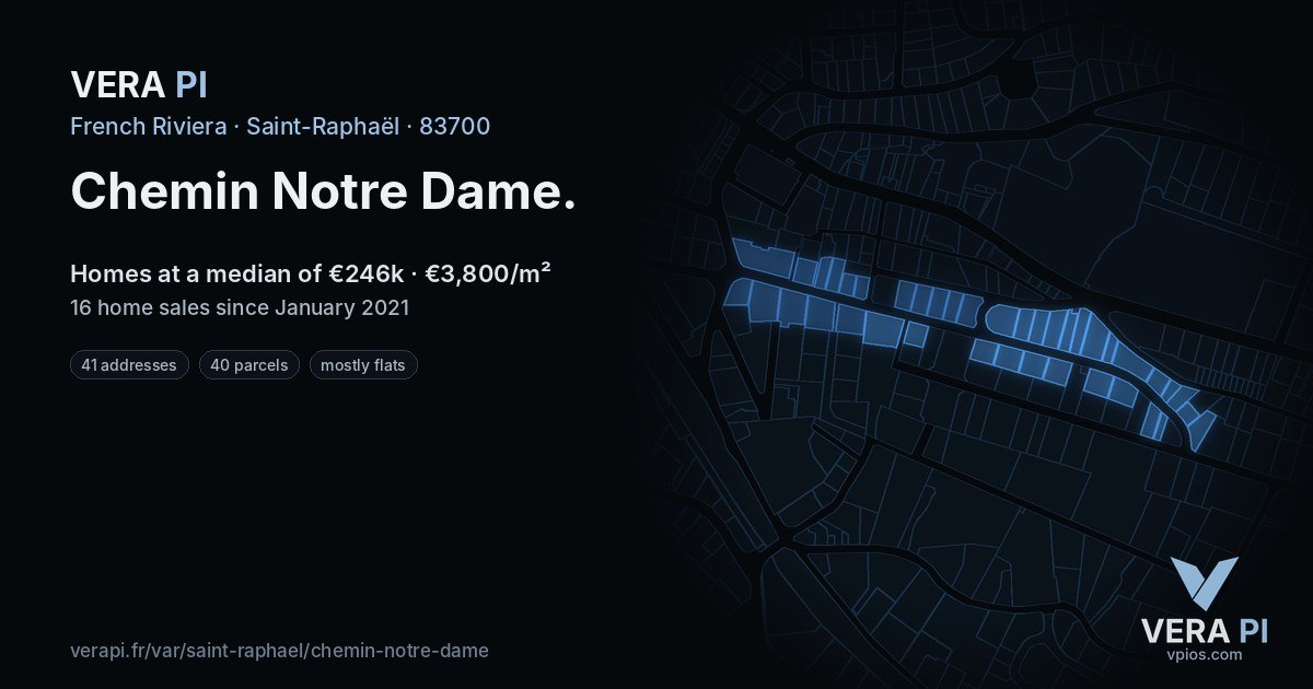 Chemin Notre Dame, Saint-Raphaël at night – every parcel coloured by the prices around it, the street's own parcels lit