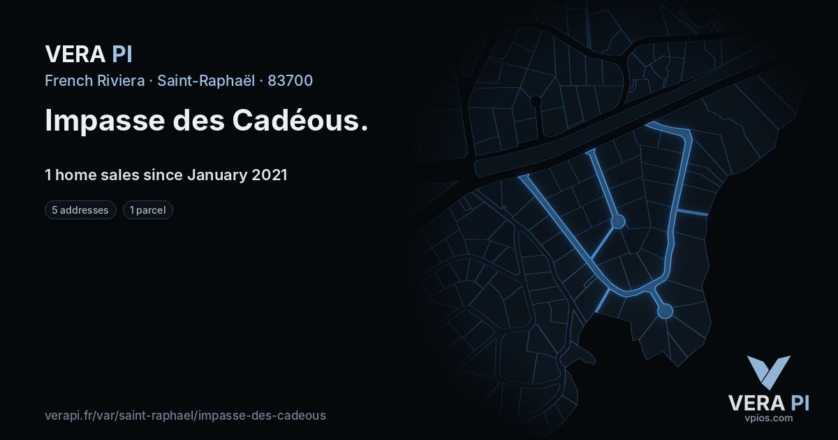 Impasse des Cadéous, Saint-Raphaël at night – every parcel coloured by the prices around it, the street's own parcels lit