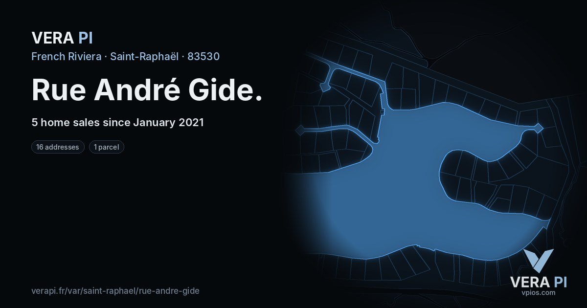 Rue André Gide, Saint-Raphaël at night – every parcel coloured by the prices around it, the street's own parcels lit