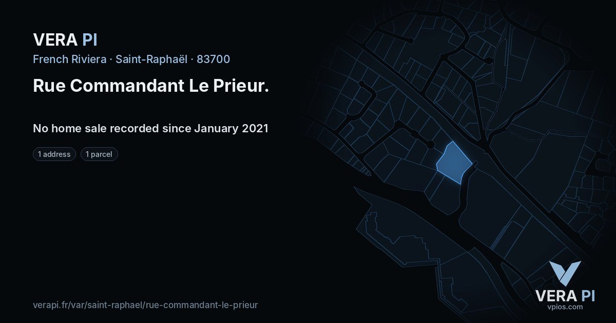 Rue Commandant Le Prieur, Saint-Raphaël at night – every parcel coloured by the prices around it, the street's own parcels lit