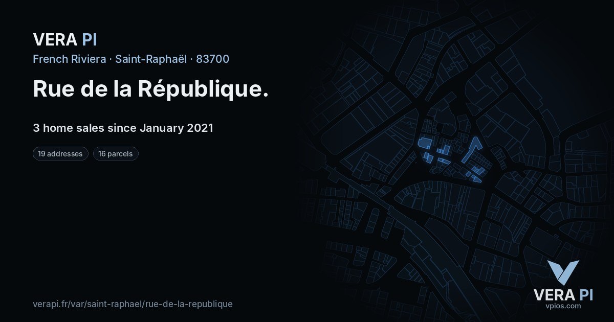Rue de la République, Saint-Raphaël at night – every parcel coloured by the prices around it, the street's own parcels lit