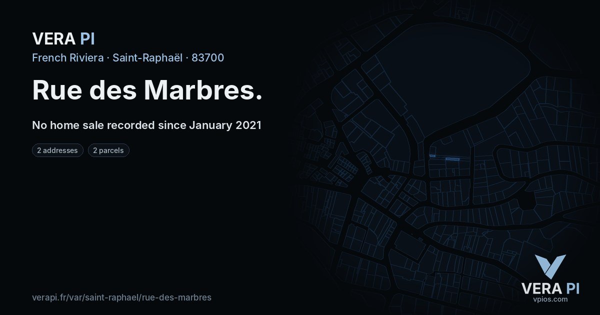 Rue des Marbres, Saint-Raphaël at night – every parcel coloured by the prices around it, the street's own parcels lit