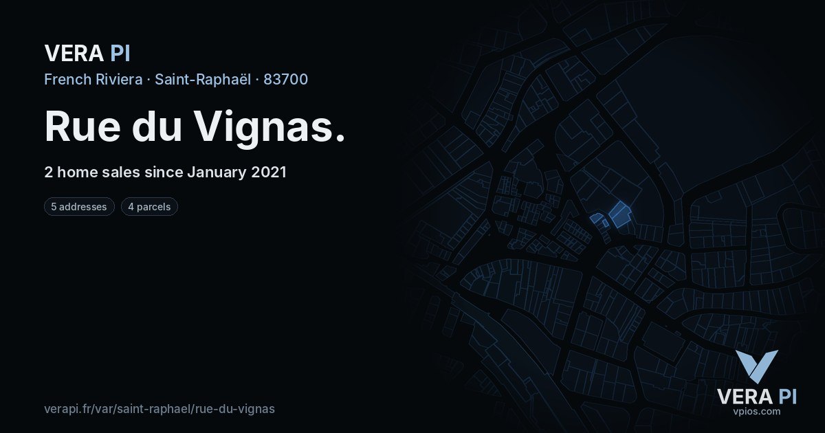 Rue du Vignas, Saint-Raphaël at night – every parcel coloured by the prices around it, the street's own parcels lit