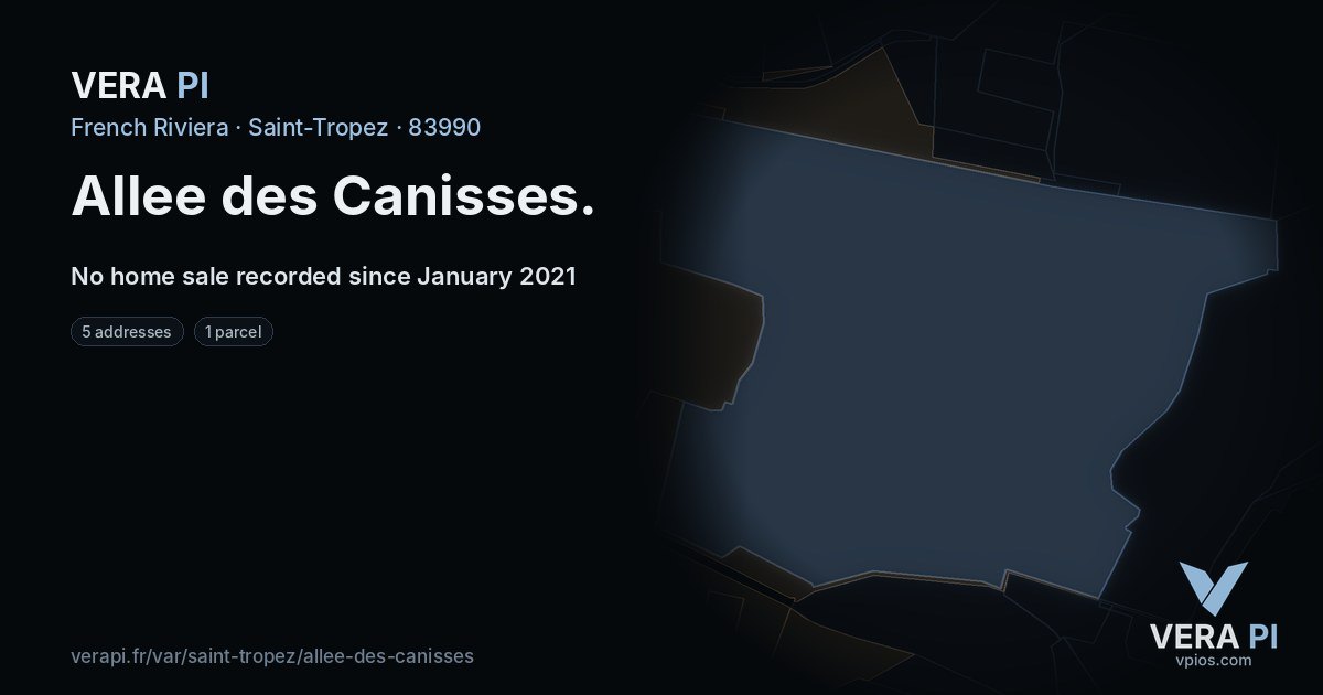 Allee des Canisses, Saint-Tropez at night – every parcel coloured by the prices around it, the street's own parcels lit