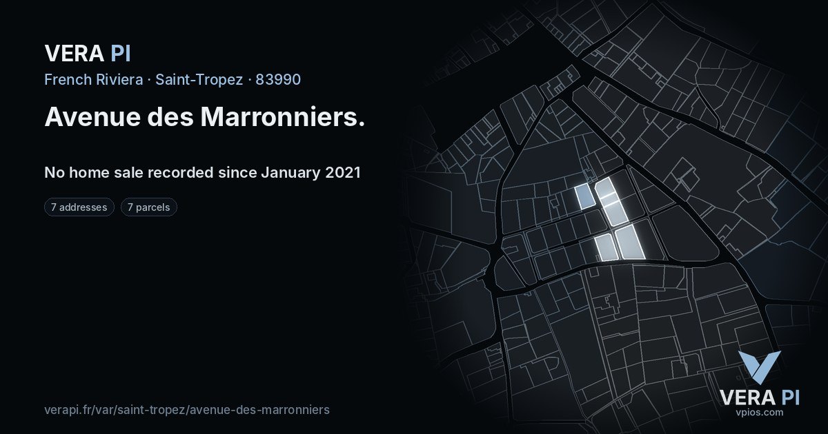 Avenue des Marronniers, Saint-Tropez at night – every parcel coloured by the prices around it, the street's own parcels lit