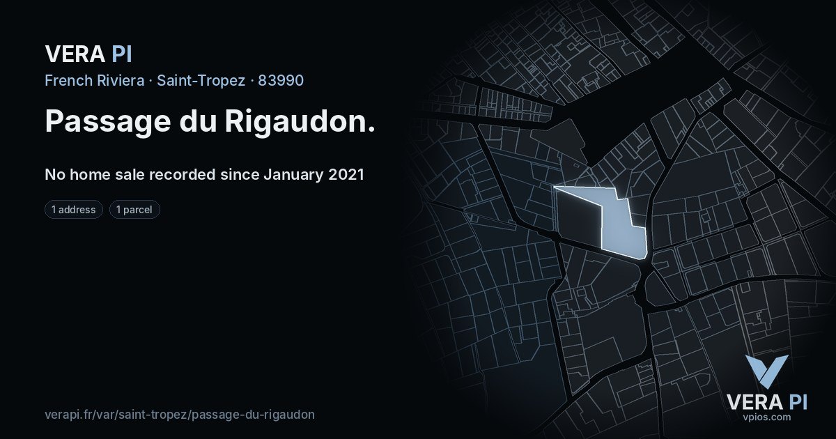 Passage du Rigaudon, Saint-Tropez at night – every parcel coloured by the prices around it, the street's own parcels lit