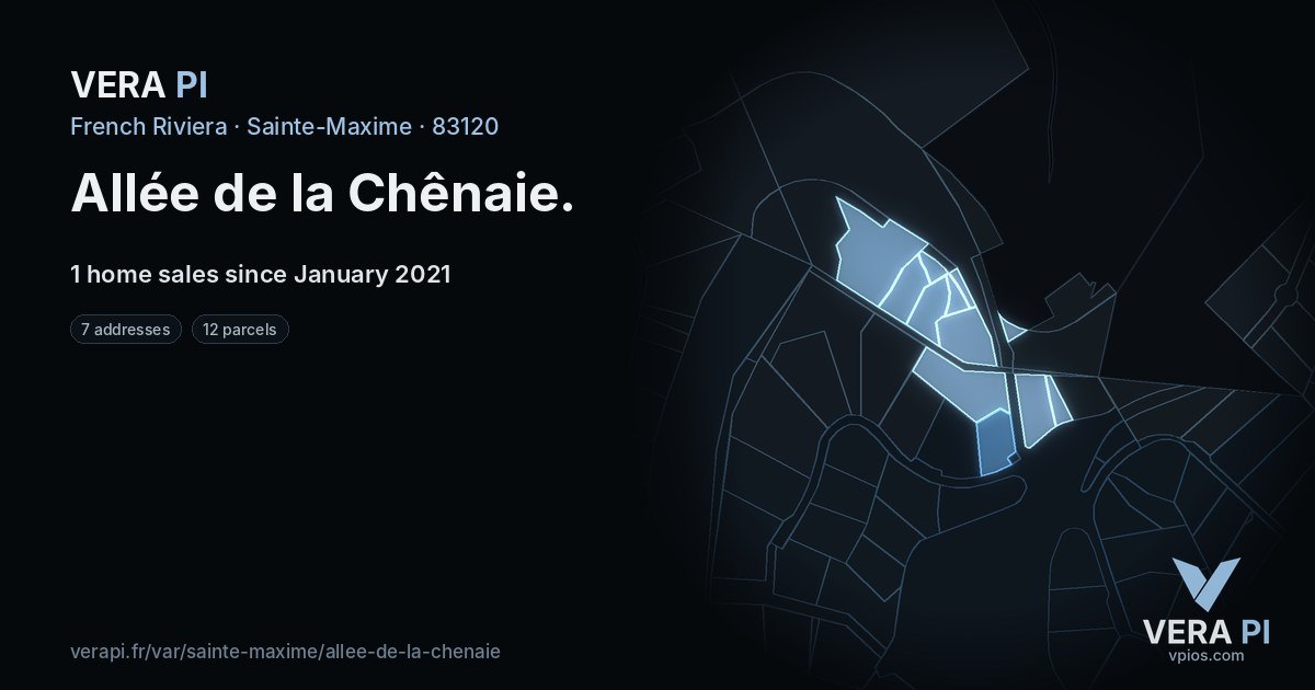 Allée de la Chênaie, Sainte-Maxime at night – every parcel coloured by the prices around it, the street's own parcels lit