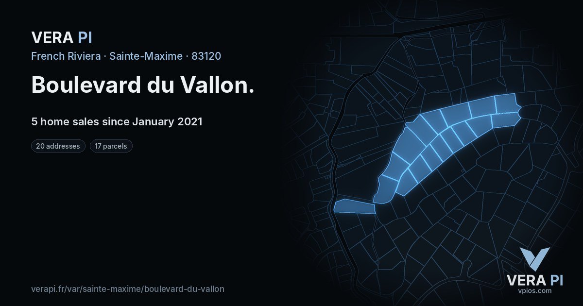 Boulevard du Vallon, Sainte-Maxime at night – every parcel coloured by the prices around it, the street's own parcels lit