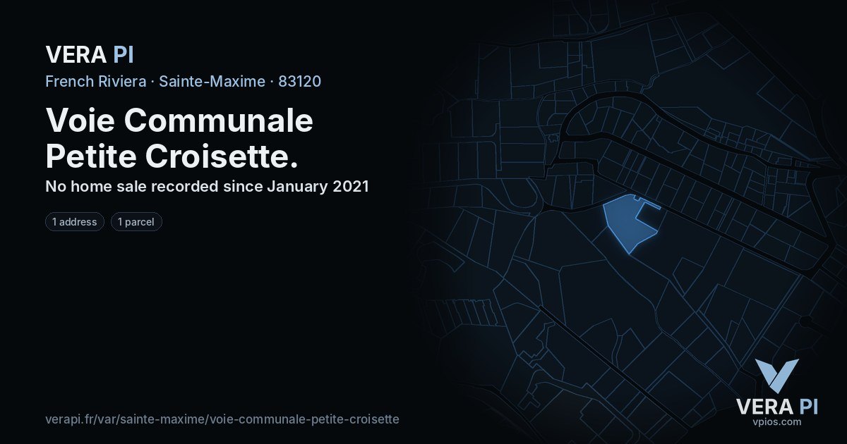 Voie Communale Petite Croisette, Sainte-Maxime at night – every parcel coloured by the prices around it, the street's own parcels lit