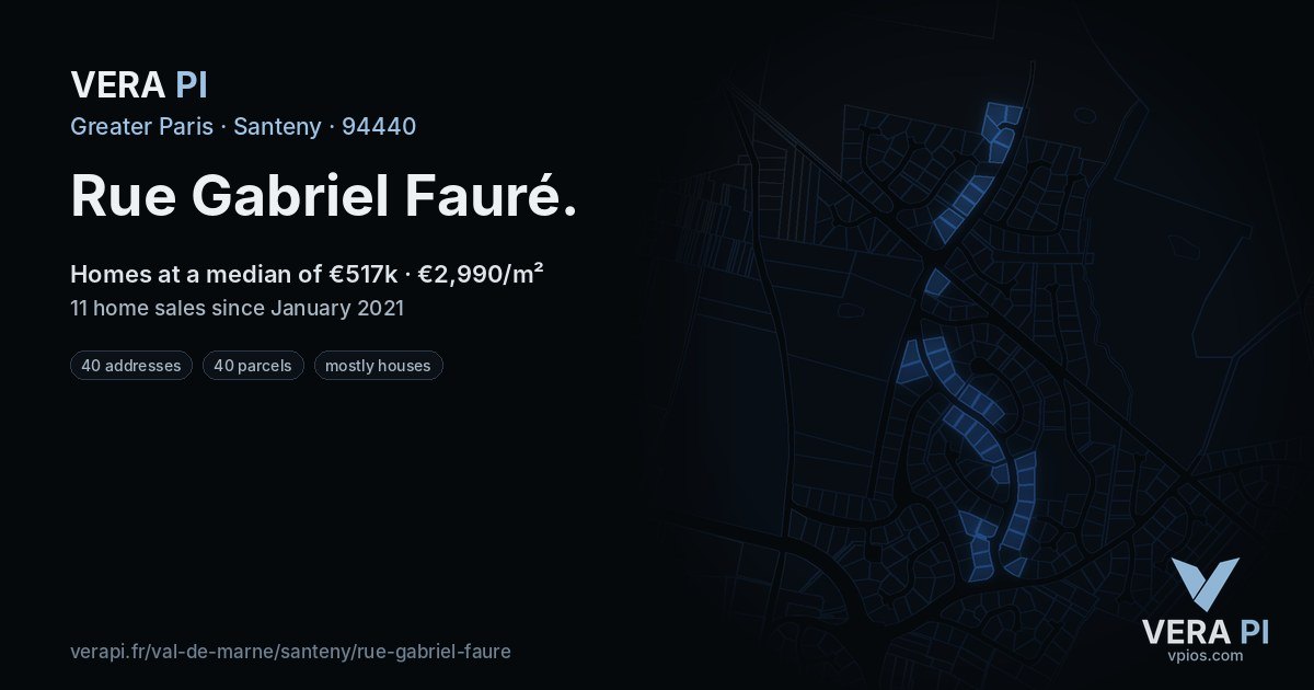 Rue Gabriel Fauré, Santeny at night – every parcel coloured by the prices around it, the street's own parcels lit
