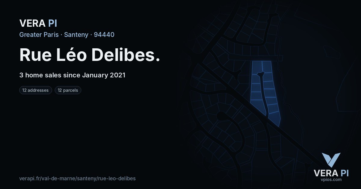 Rue Léo Delibes, Santeny at night – every parcel coloured by the prices around it, the street's own parcels lit