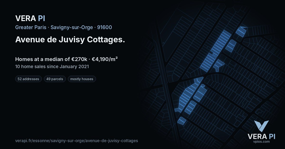 Avenue de Juvisy Cottages, Savigny-sur-Orge at night – every parcel coloured by the prices around it, the street's own parcels lit