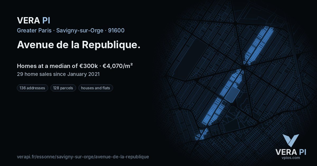 Avenue de la Republique, Savigny-sur-Orge at night – every parcel coloured by the prices around it, the street's own parcels lit