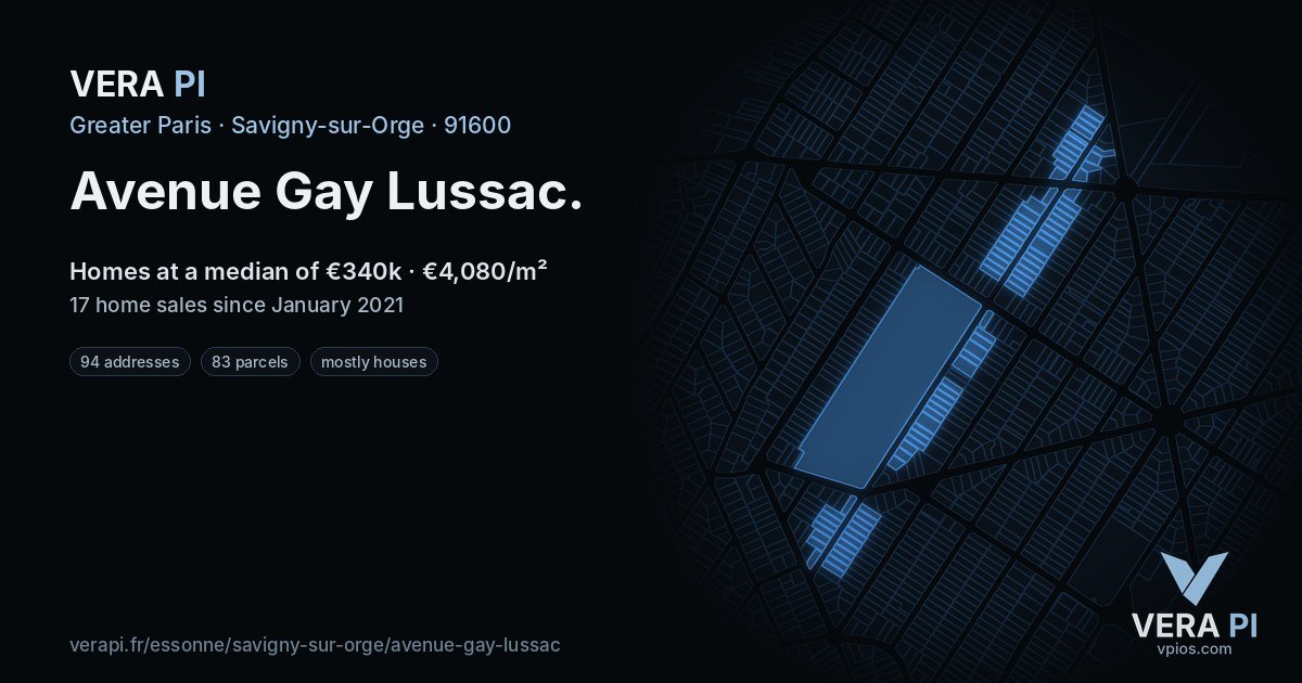 Avenue Gay Lussac, Savigny-sur-Orge at night – every parcel coloured by the prices around it, the street's own parcels lit