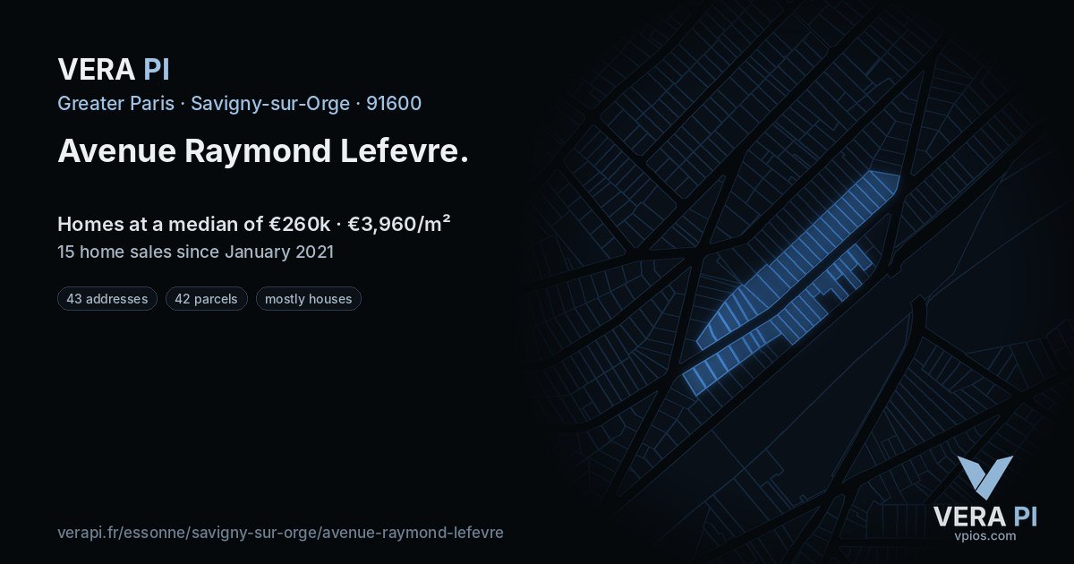Avenue Raymond Lefevre, Savigny-sur-Orge at night – every parcel coloured by the prices around it, the street's own parcels lit