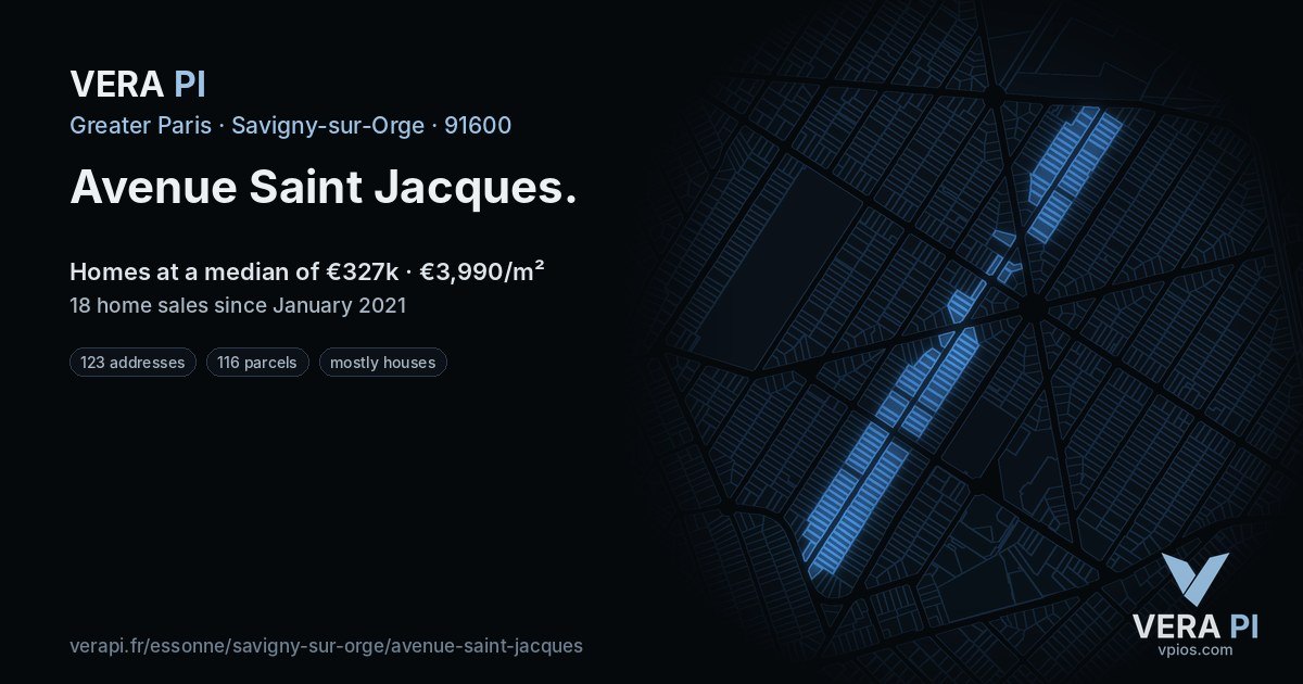 Avenue Saint Jacques, Savigny-sur-Orge at night – every parcel coloured by the prices around it, the street's own parcels lit