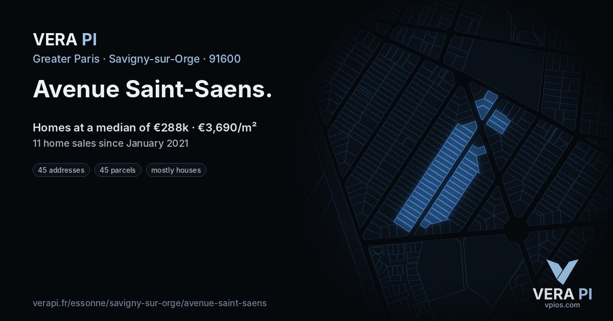 Avenue Saint-Saens, Savigny-sur-Orge at night – every parcel coloured by the prices around it, the street's own parcels lit