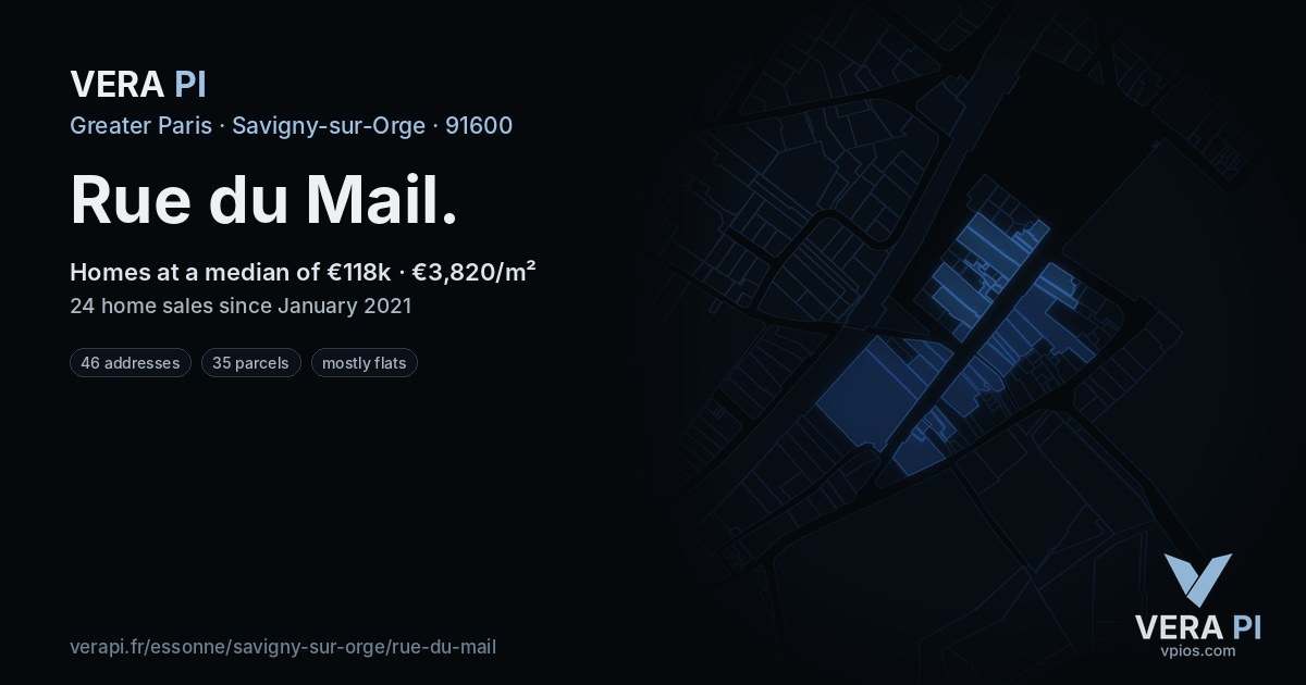 Rue du Mail, Savigny-sur-Orge at night – every parcel coloured by the prices around it, the street's own parcels lit