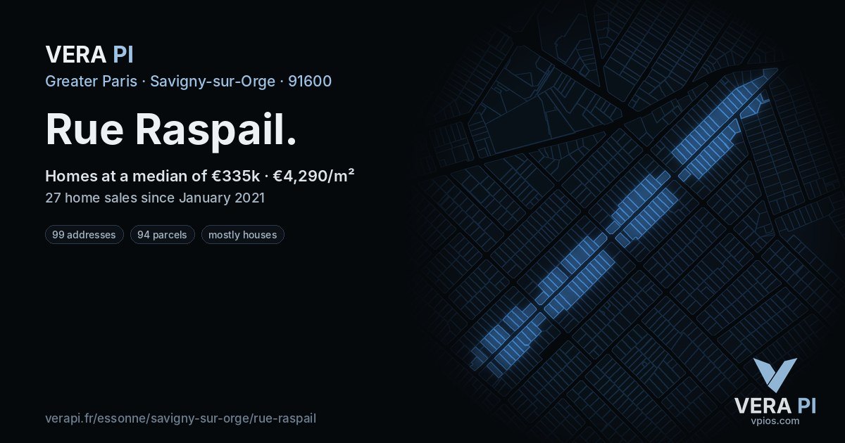 Rue Raspail, Savigny-sur-Orge at night – every parcel coloured by the prices around it, the street's own parcels lit