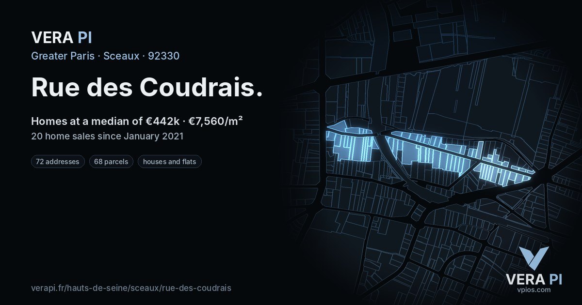 Rue des Coudrais, Sceaux at night – every parcel coloured by the prices around it, the street's own parcels lit