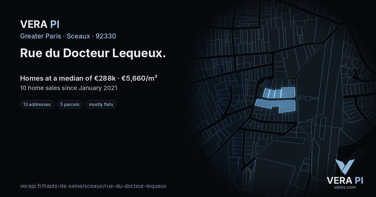 Rue du Docteur Lequeux, Sceaux at night – every parcel coloured by the prices around it, the street's own parcels lit