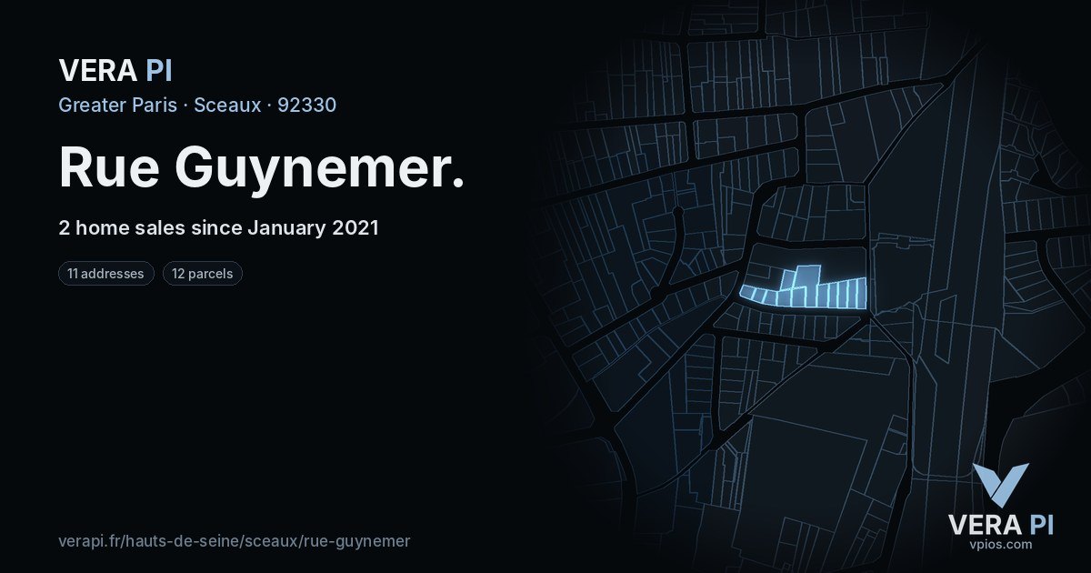 Rue Guynemer, Sceaux at night – every parcel coloured by the prices around it, the street's own parcels lit