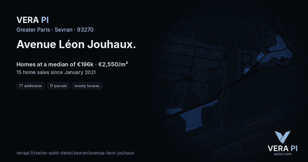 Avenue Léon Jouhaux, Sevran at night – every parcel coloured by the prices around it, the street's own parcels lit
