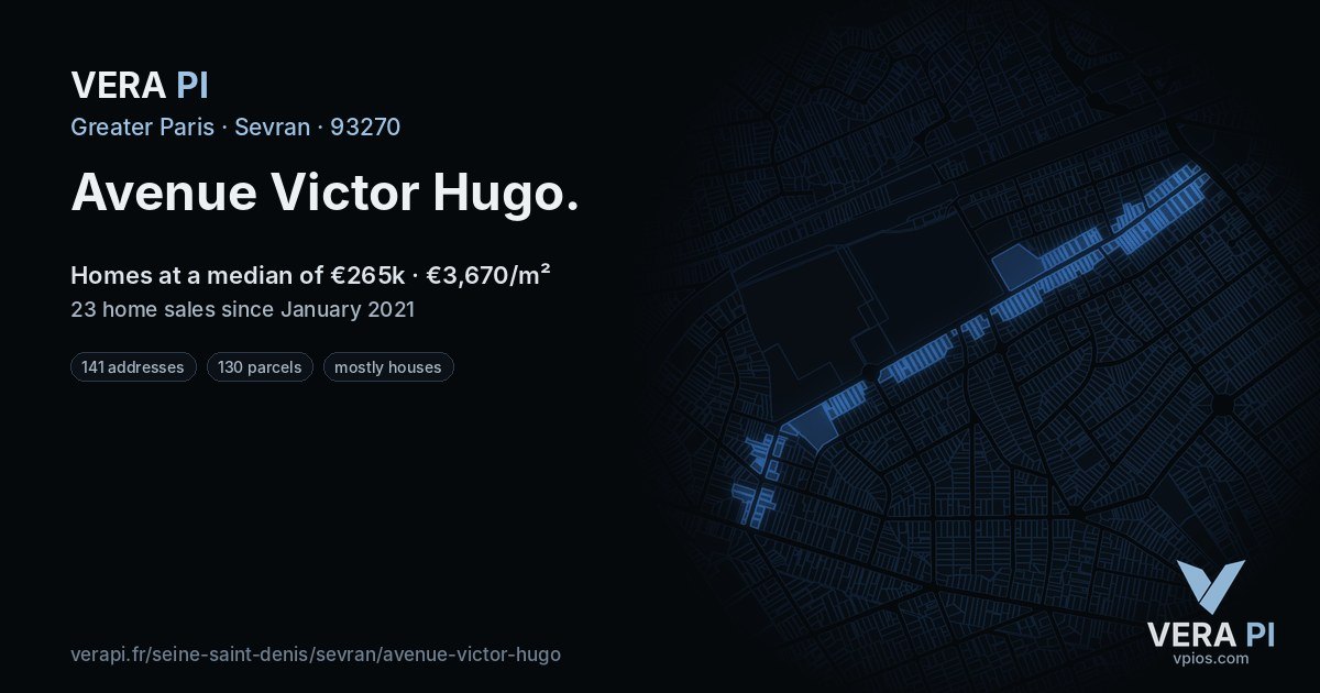 Avenue Victor Hugo, Sevran at night – every parcel coloured by the prices around it, the street's own parcels lit