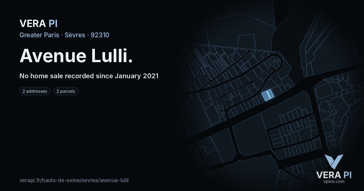Avenue Lulli, Sèvres at night – every parcel coloured by the prices around it, the street's own parcels lit