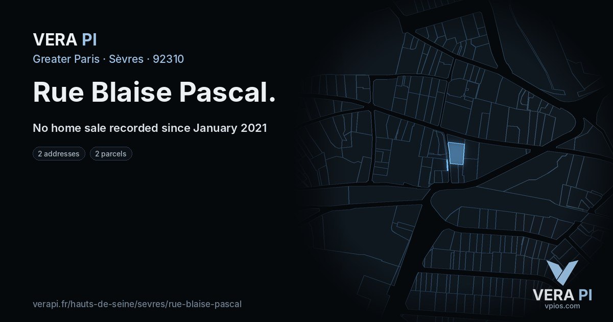 Rue Blaise Pascal, Sèvres at night – every parcel coloured by the prices around it, the street's own parcels lit