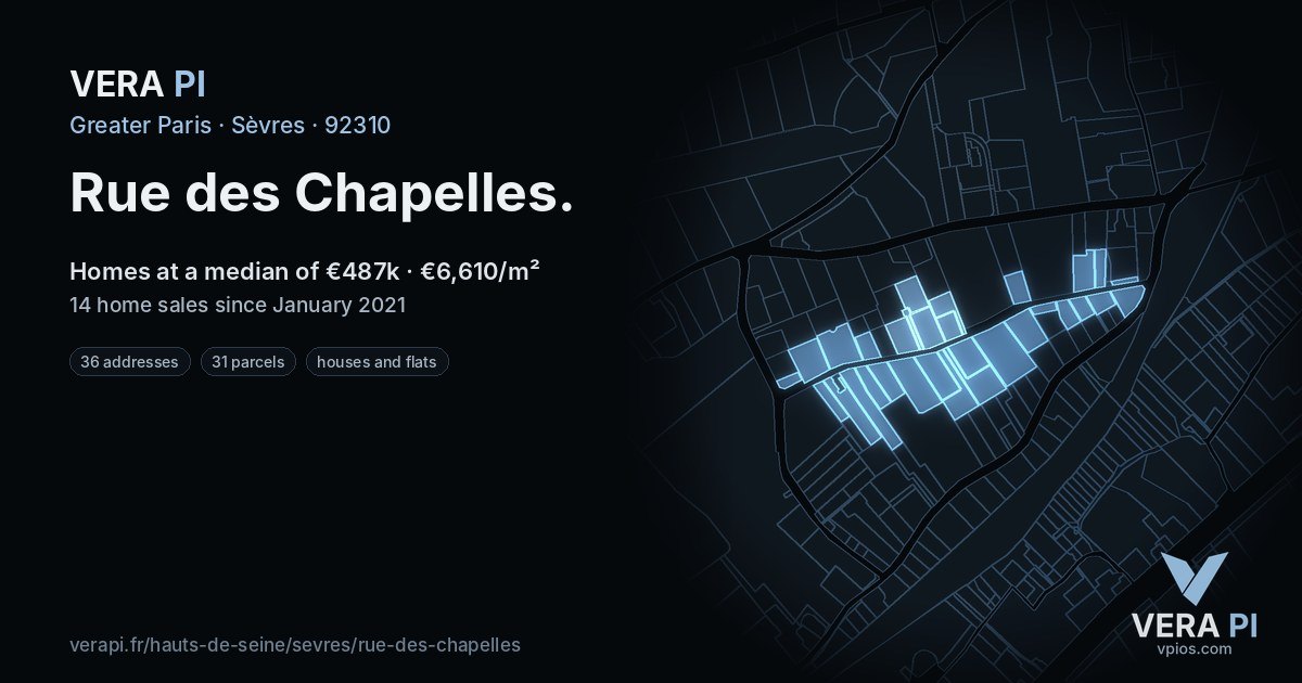 Rue des Chapelles, Sèvres at night – every parcel coloured by the prices around it, the street's own parcels lit