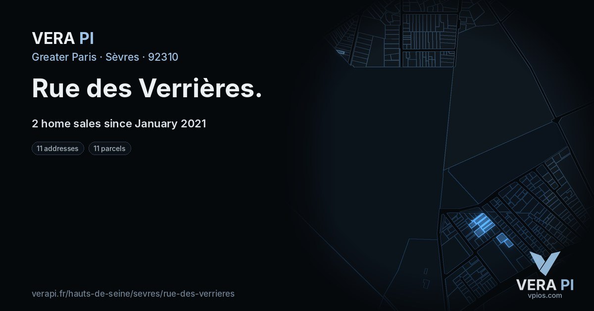 Rue des Verrières, Sèvres at night – every parcel coloured by the prices around it, the street's own parcels lit