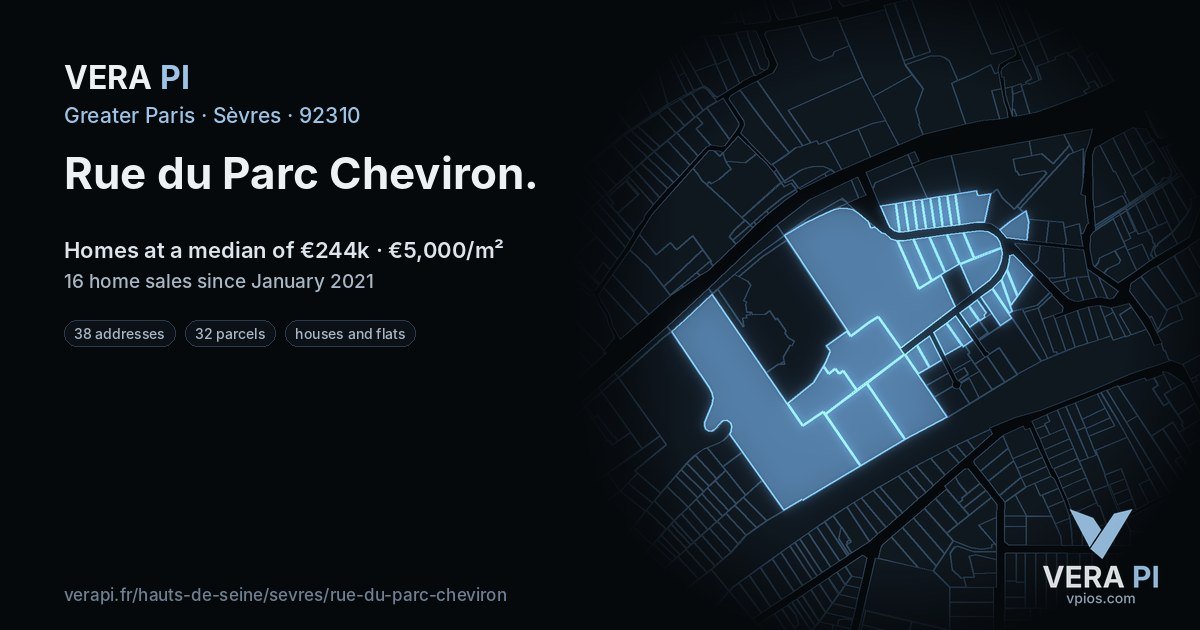 Rue du Parc Cheviron, Sèvres at night – every parcel coloured by the prices around it, the street's own parcels lit