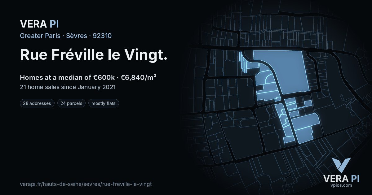 Rue Fréville le Vingt, Sèvres at night – every parcel coloured by the prices around it, the street's own parcels lit