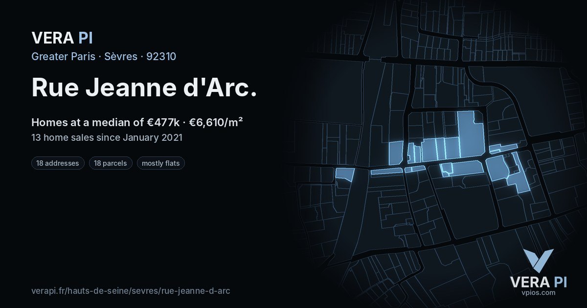 Rue Jeanne d'Arc, Sèvres at night – every parcel coloured by the prices around it, the street's own parcels lit