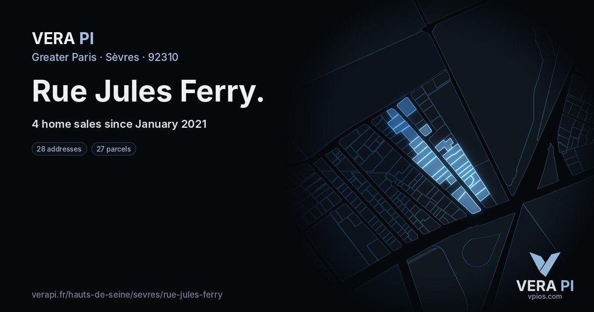 Rue Jules Ferry, Sèvres at night – every parcel coloured by the prices around it, the street's own parcels lit