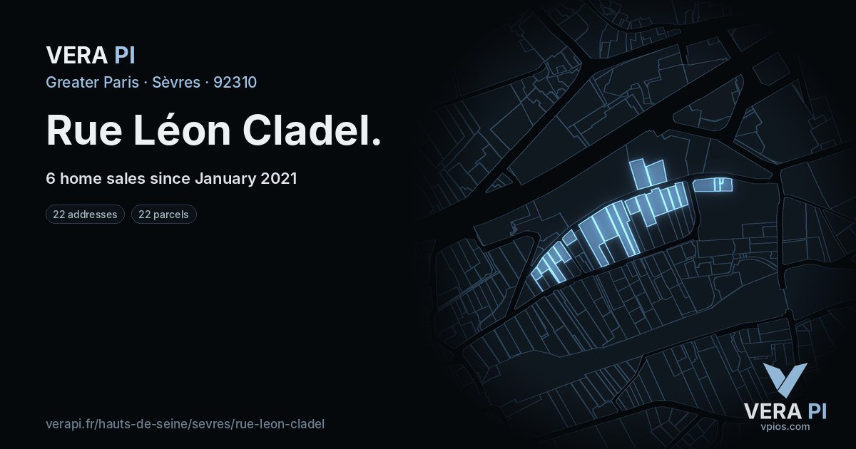 Rue Léon Cladel, Sèvres at night – every parcel coloured by the prices around it, the street's own parcels lit