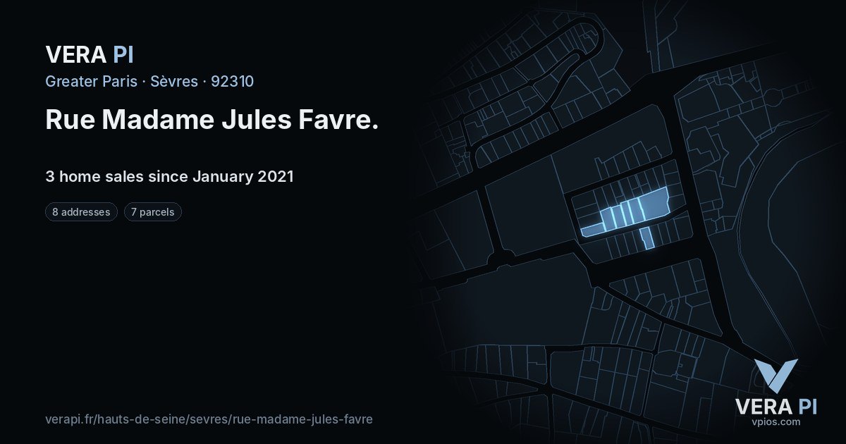Rue Madame Jules Favre, Sèvres at night – every parcel coloured by the prices around it, the street's own parcels lit
