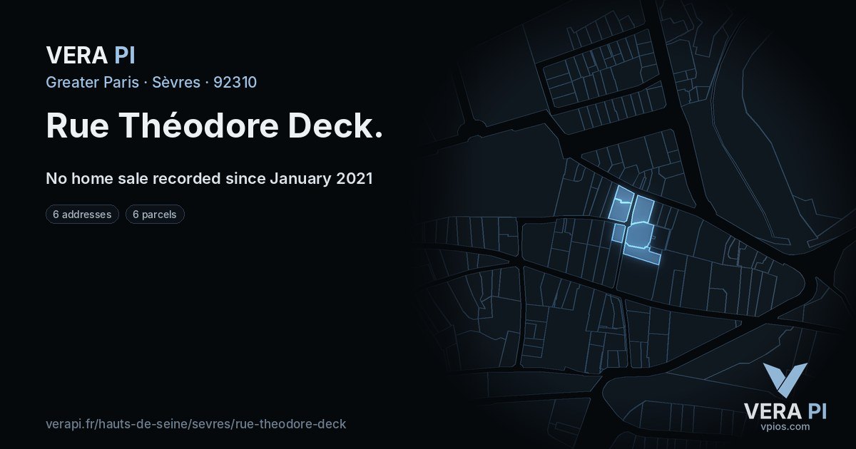 Rue Théodore Deck, Sèvres at night – every parcel coloured by the prices around it, the street's own parcels lit