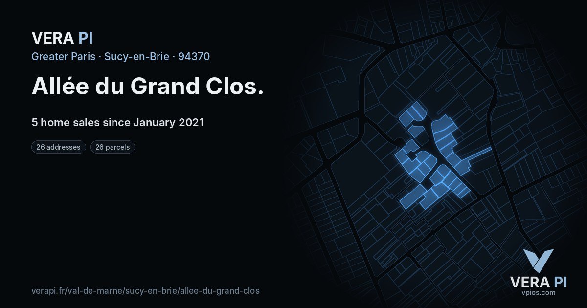 Allée du Grand Clos, Sucy-en-Brie at night – every parcel coloured by the prices around it, the street's own parcels lit