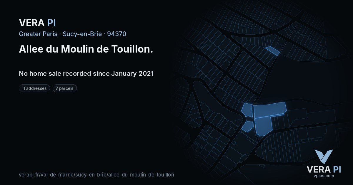 Allee du Moulin de Touillon, Sucy-en-Brie at night – every parcel coloured by the prices around it, the street's own parcels lit