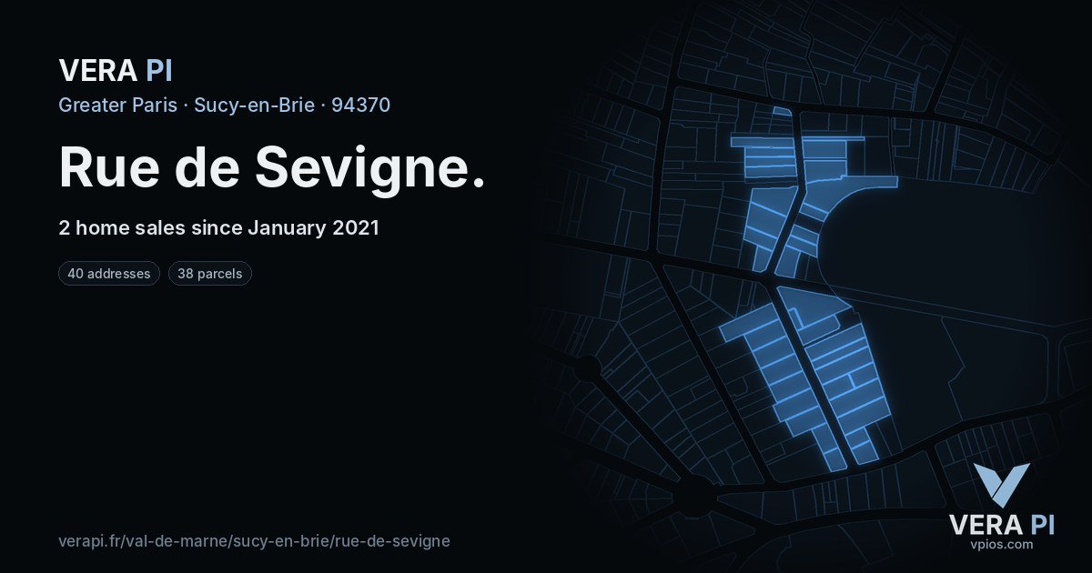 Rue de Sevigne, Sucy-en-Brie at night – every parcel coloured by the prices around it, the street's own parcels lit