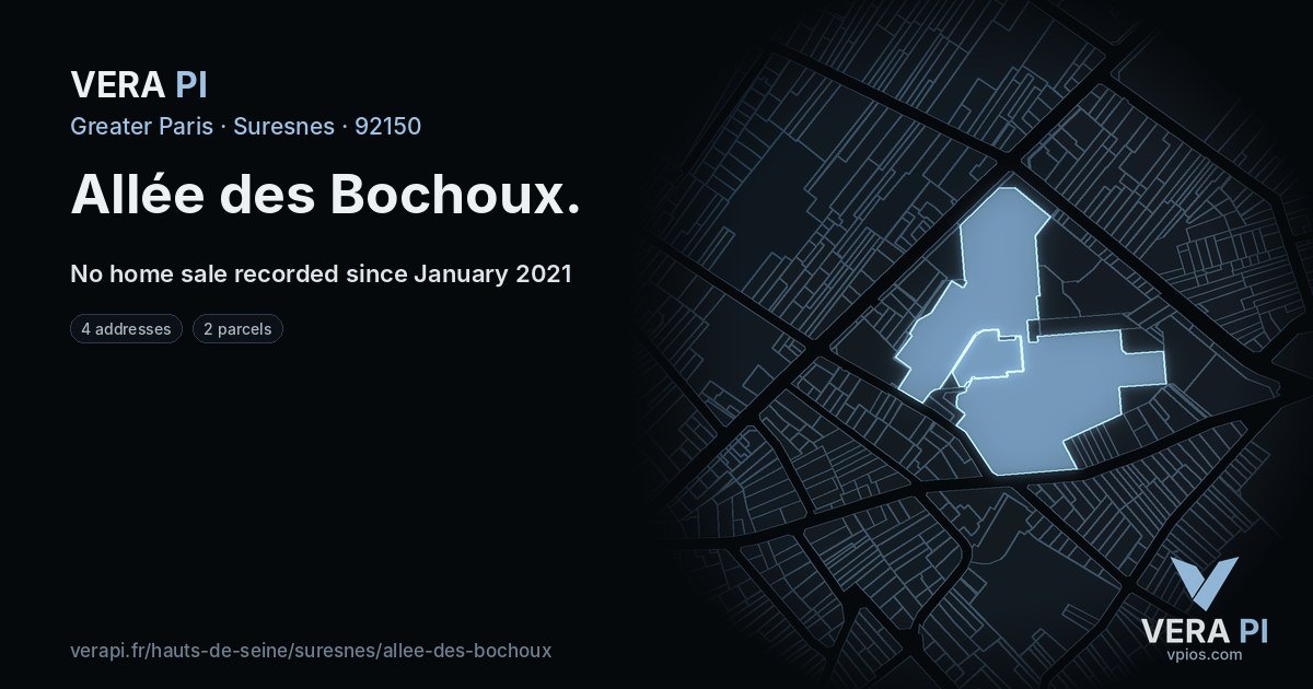 Allée des Bochoux, Suresnes at night – every parcel coloured by the prices around it, the street's own parcels lit