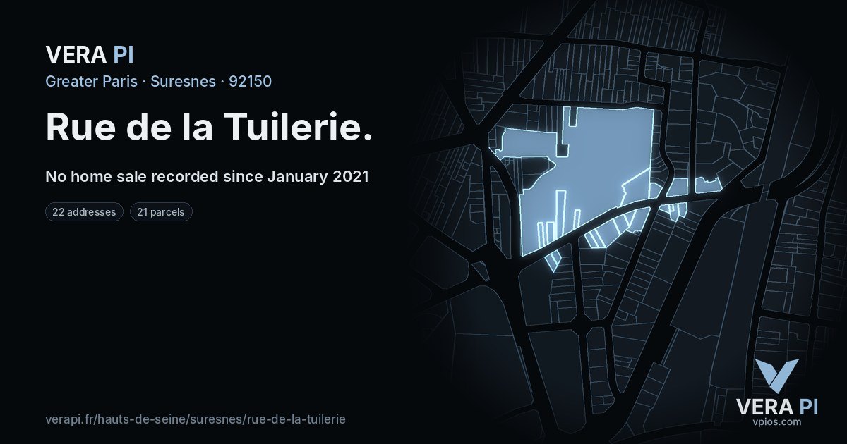 Rue de la Tuilerie, Suresnes at night – every parcel coloured by the prices around it, the street's own parcels lit