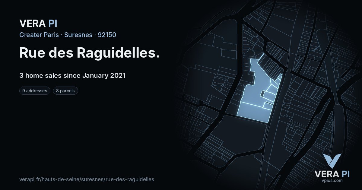 Rue des Raguidelles, Suresnes at night – every parcel coloured by the prices around it, the street's own parcels lit
