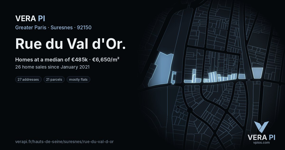 Rue du Val d'Or, Suresnes at night – every parcel coloured by the prices around it, the street's own parcels lit