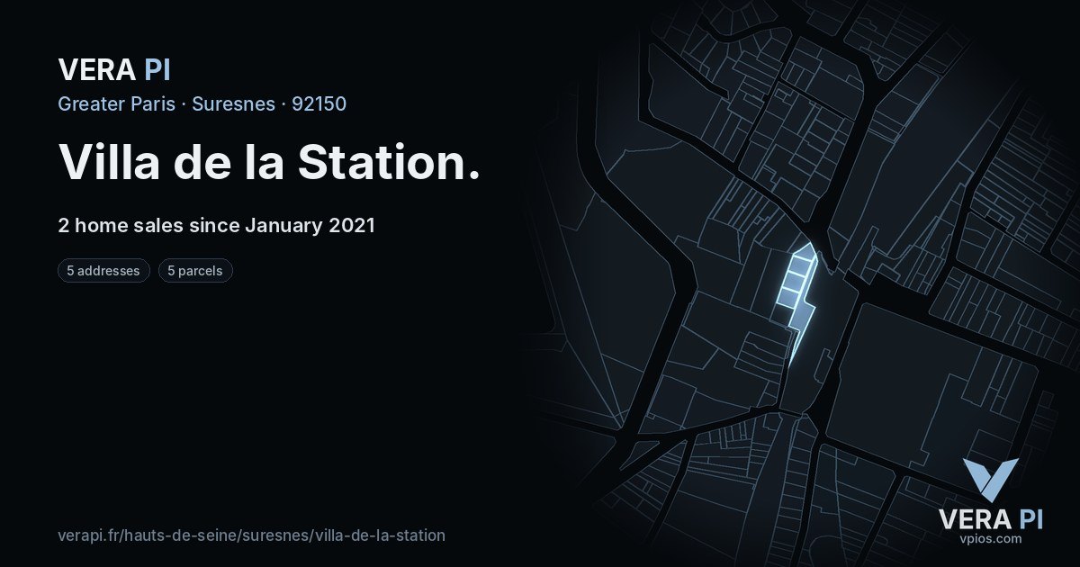 Villa de la Station, Suresnes at night – every parcel coloured by the prices around it, the street's own parcels lit